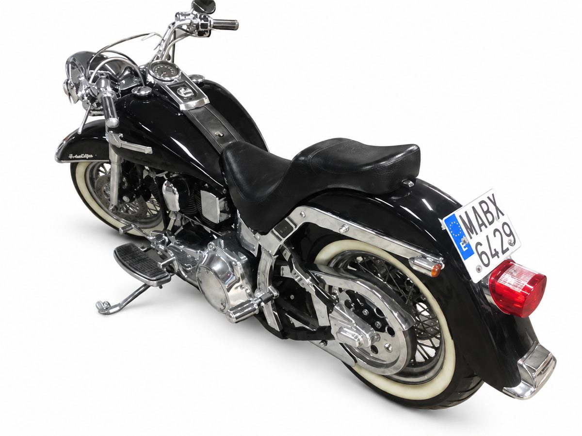 Alquiler Harley-Davidson Heritage Softail Special 1996 – vista trasera y asiento