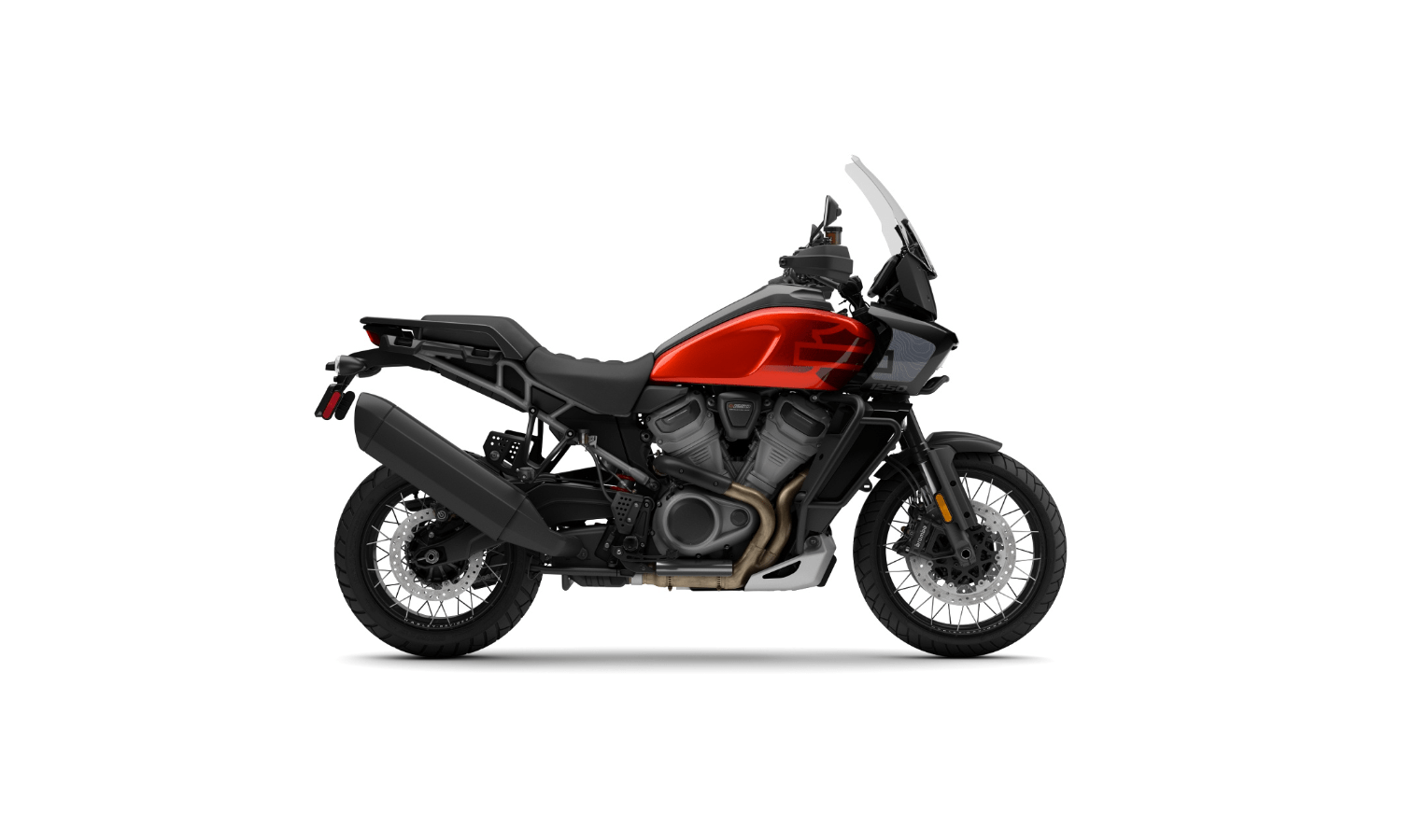 Rodar en moto en invierno por la Costa Tropical con Tropical Riders